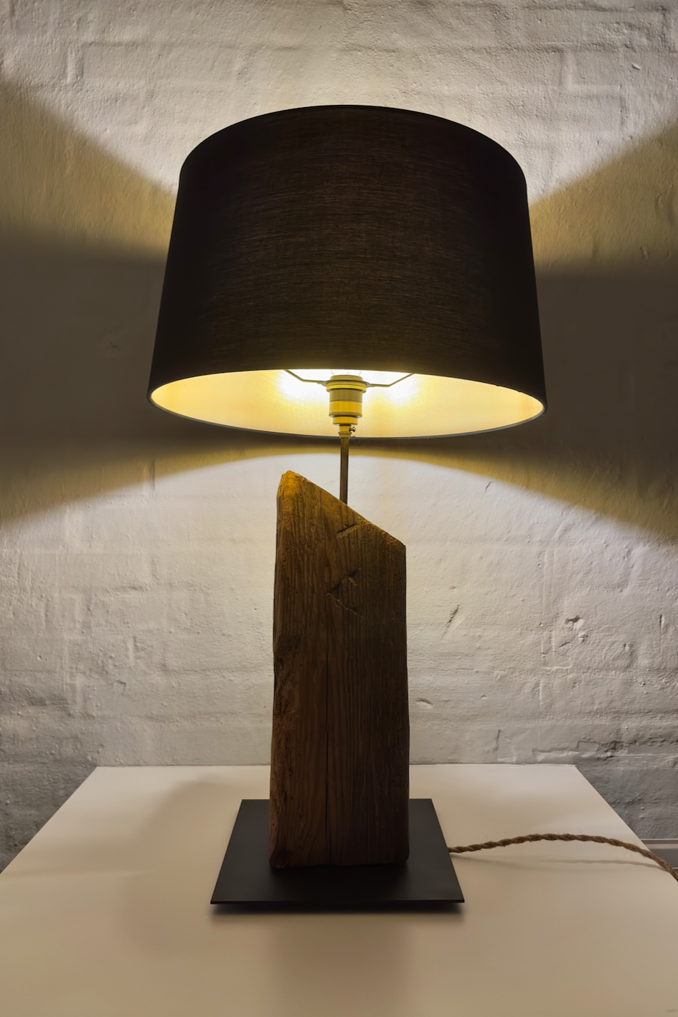 WoodLamp bordlampe fyrretræ