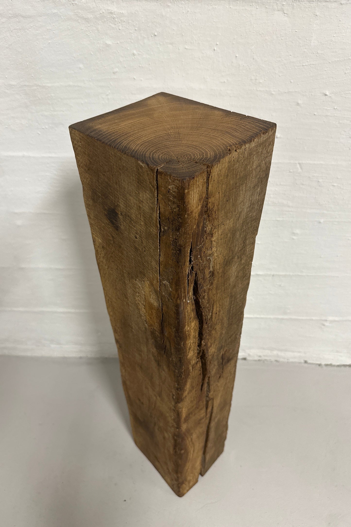 WoodPedestal piedestal stor egetræ